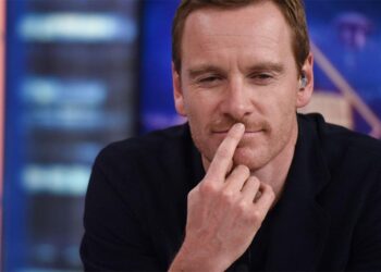 Michael Fassbender brilliert in Kneecap