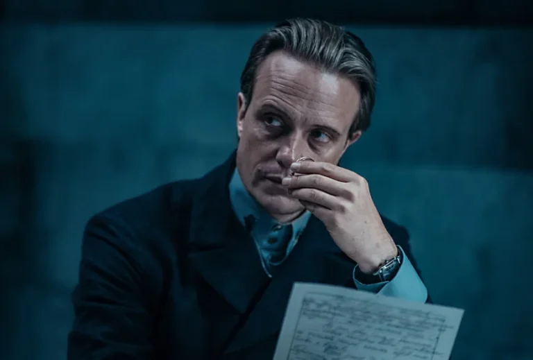 Wie August Diehl Rollen mischt